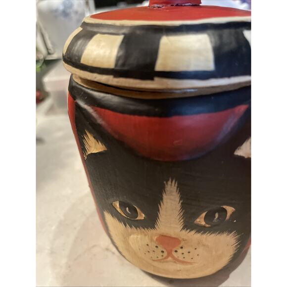 Vintage Wooden Hand Carved Hand Painted Trinket Box 6x4” - Picture 4 of 8